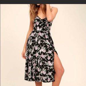 Lulu’s esperanza black floral midi